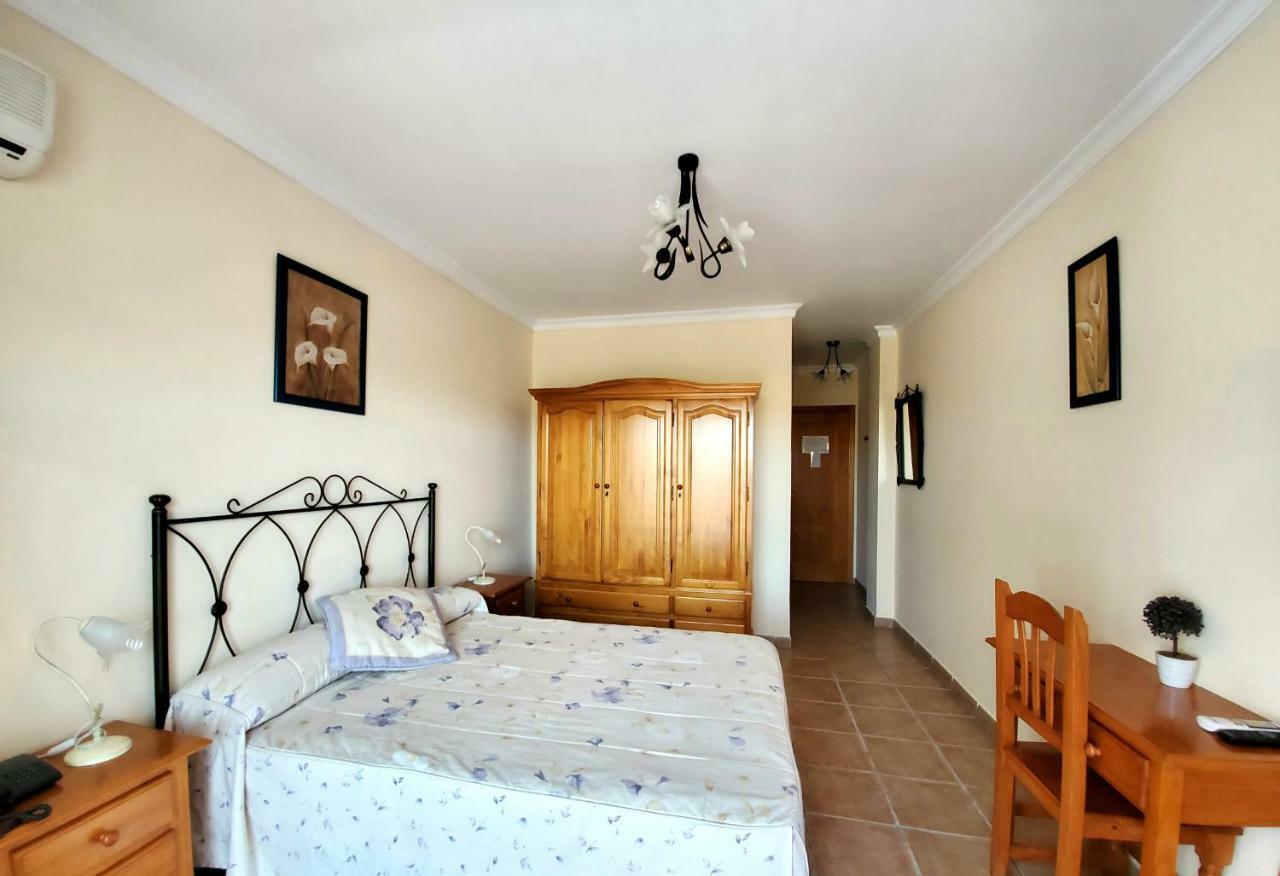 Hotel Arco Del Sol كولمينار المظهر الخارجي الصورة